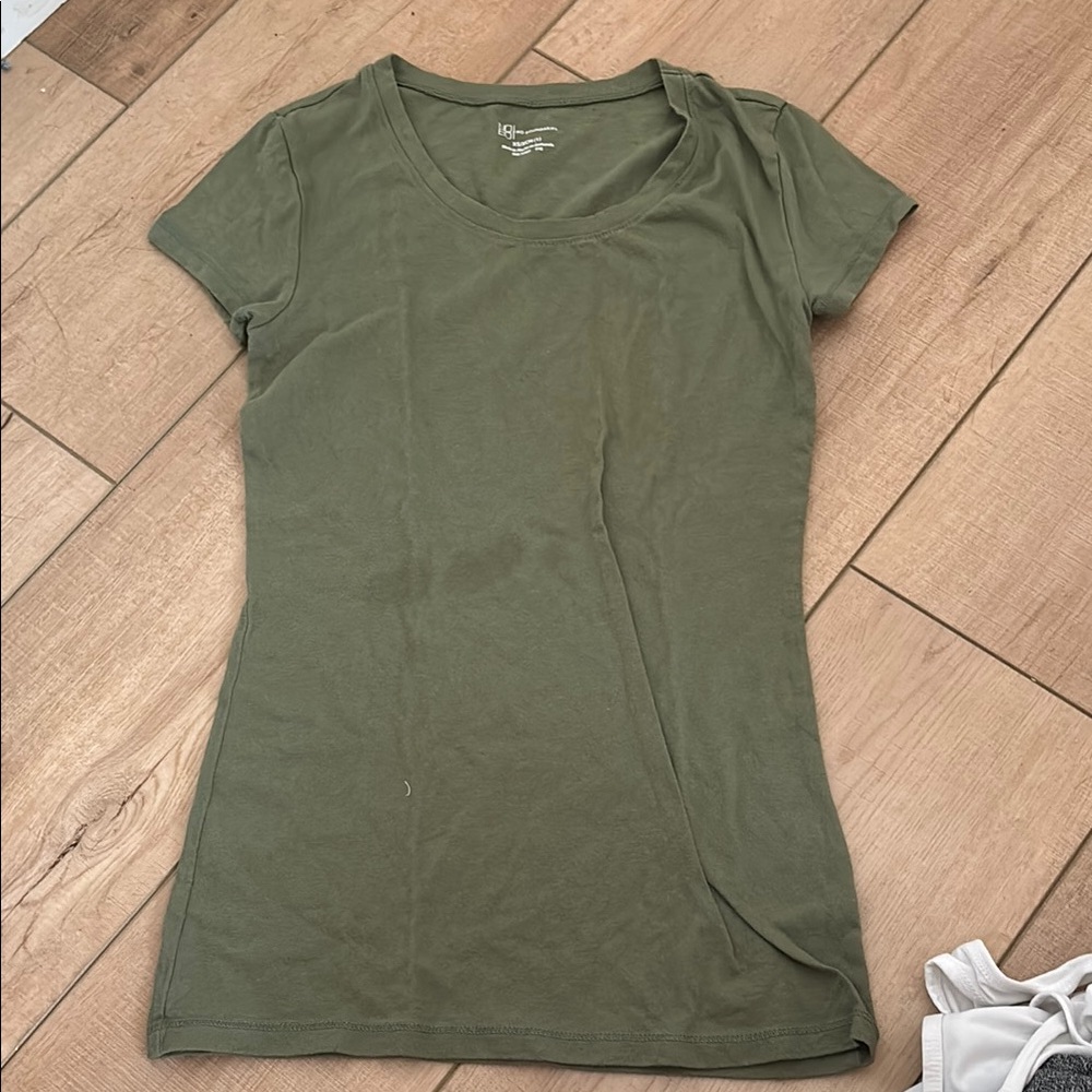 No Boundaries Green Fitted Short Sleeve Tee